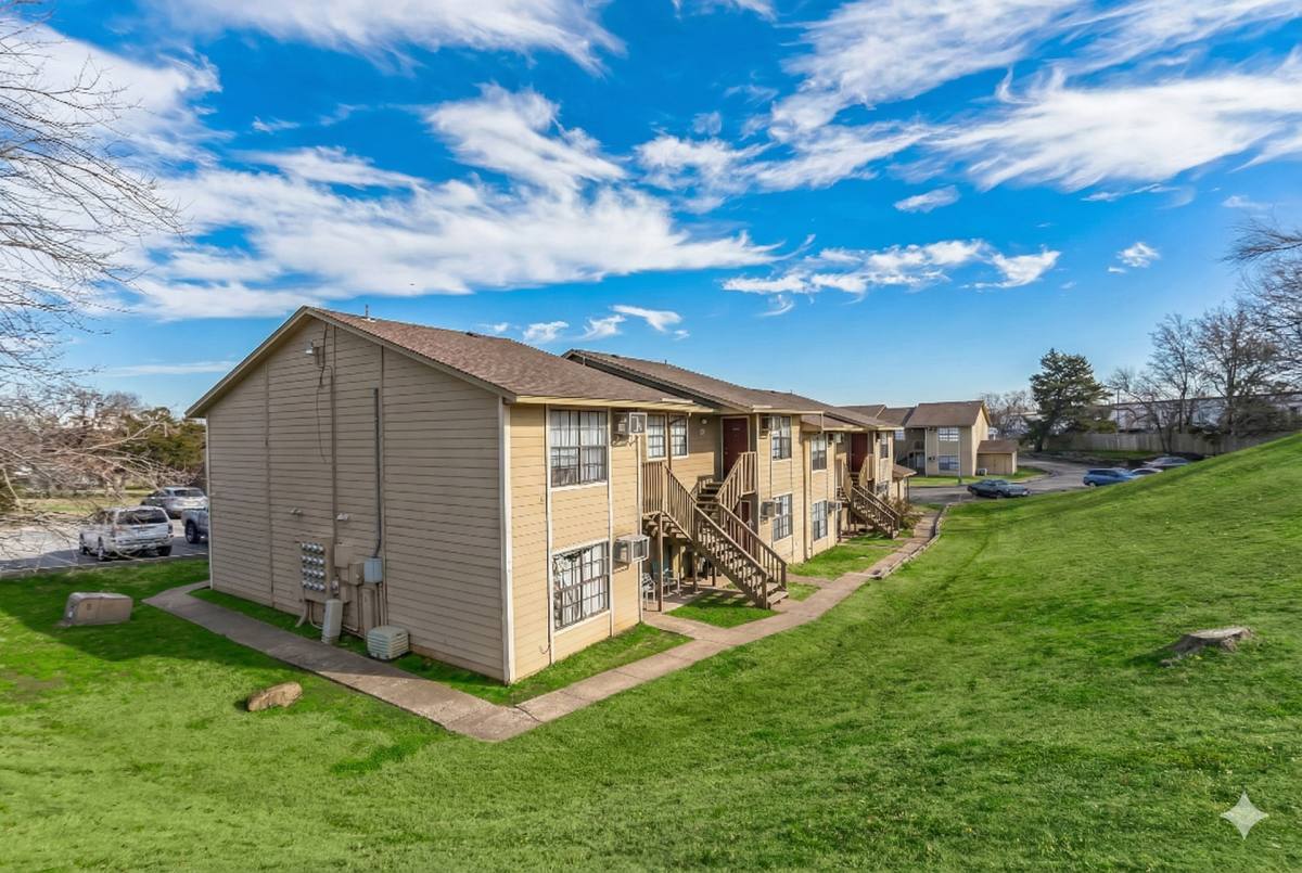 Apartment for rent at 3301 S 113th Ave W, Sand Springs, OK 74063