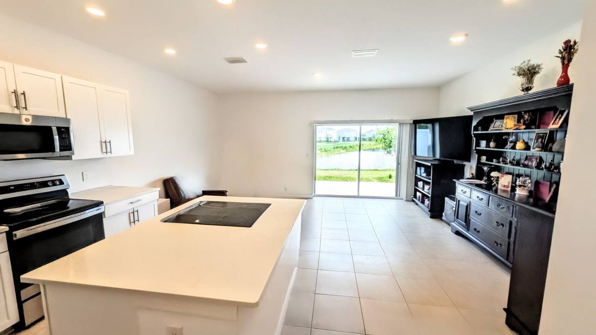Townhouse for rent at 5686 Archipelago St, Nokomis, FL 34275
