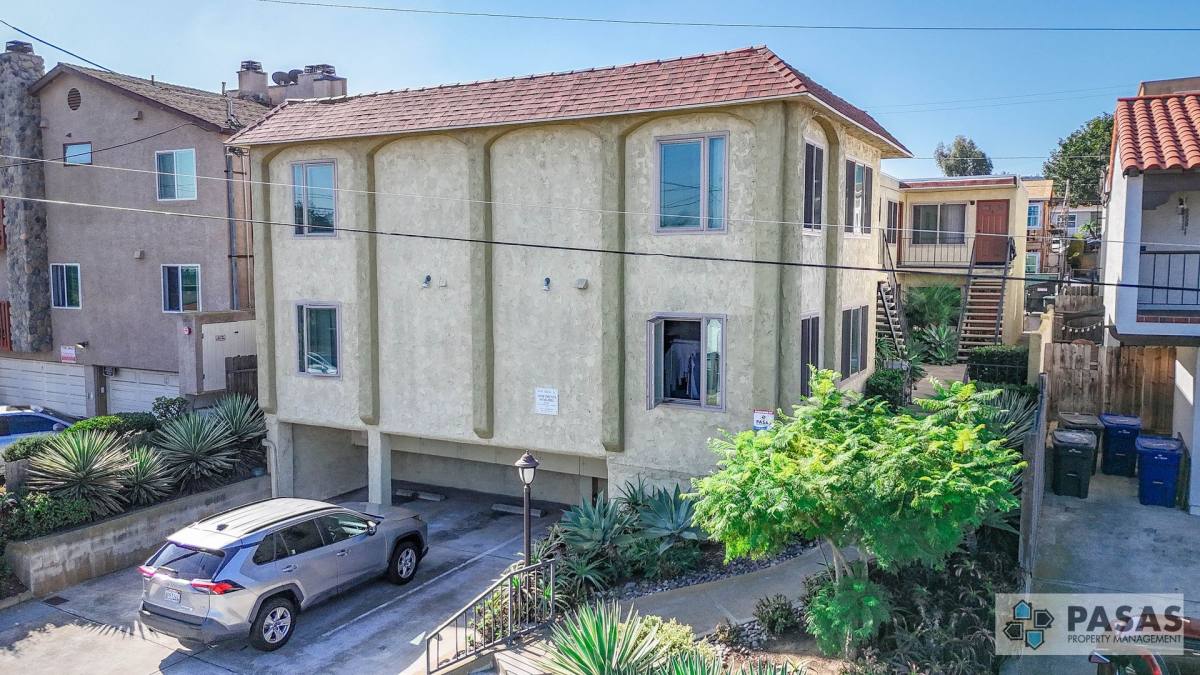 Apartment for rent at 4345 Rialto St, San Diego, CA 92107