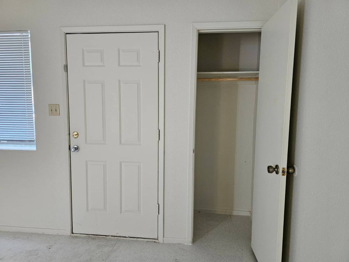 Apartment for rent at 404 S Magnolia Ave, Yuma, AZ 85364