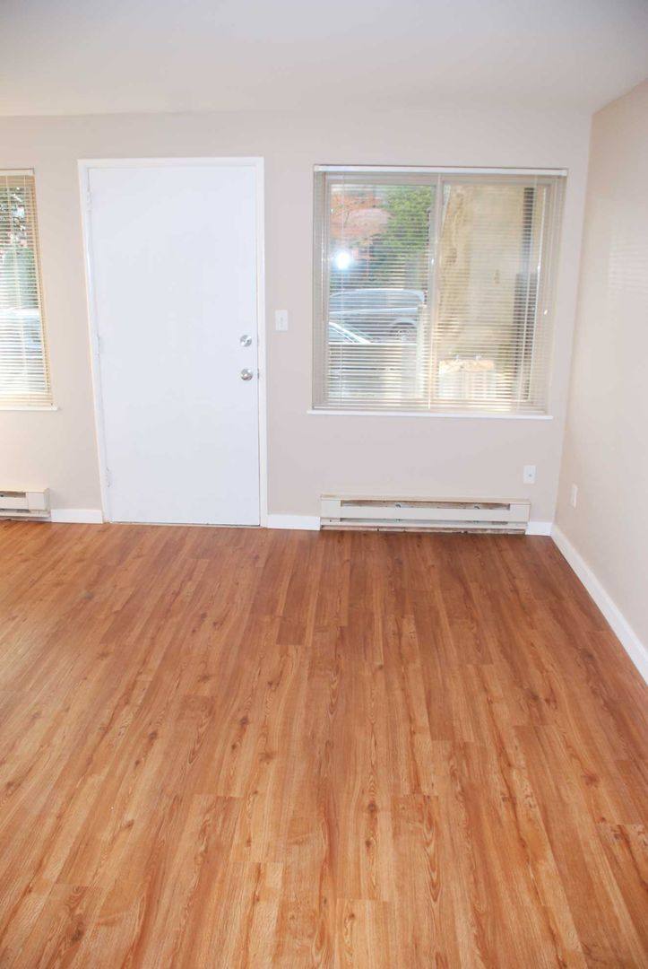 Apartment for rent at 320 Valley St, Seattle, WA 98109
