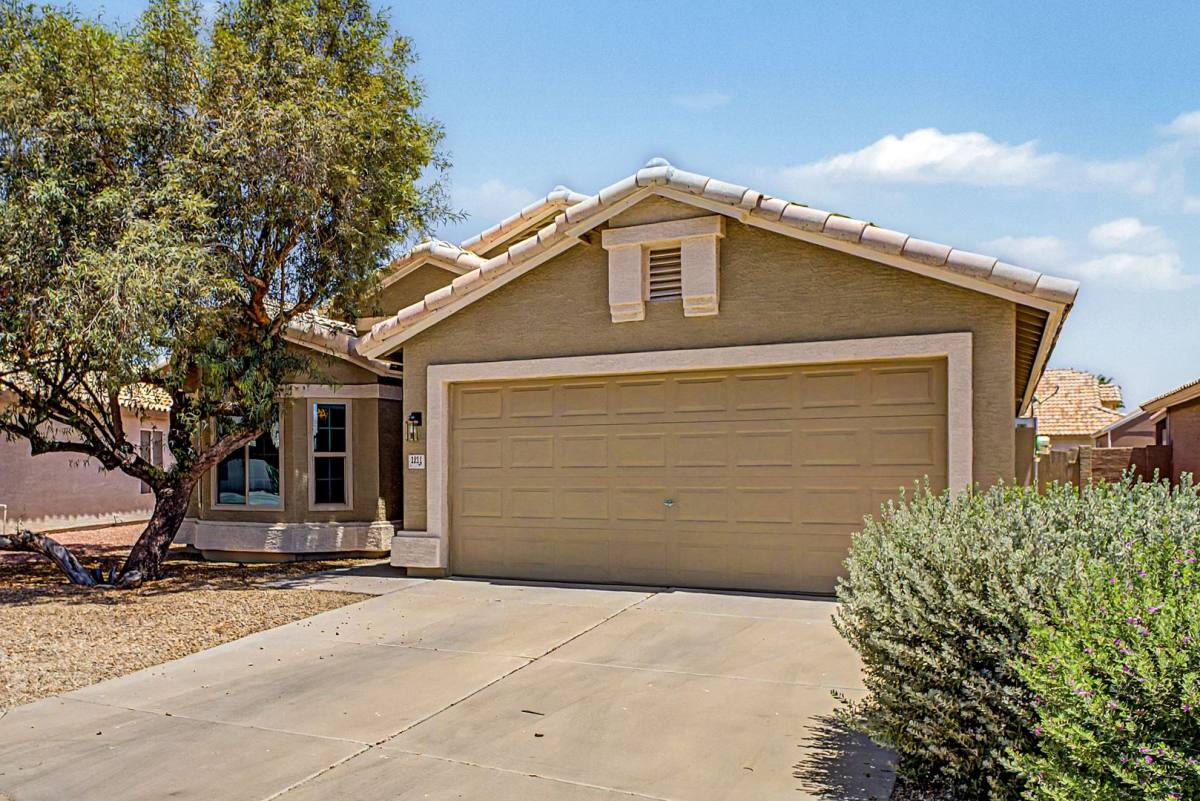 House for rent at 1211 N Jackson St, Chandler, AZ 85225