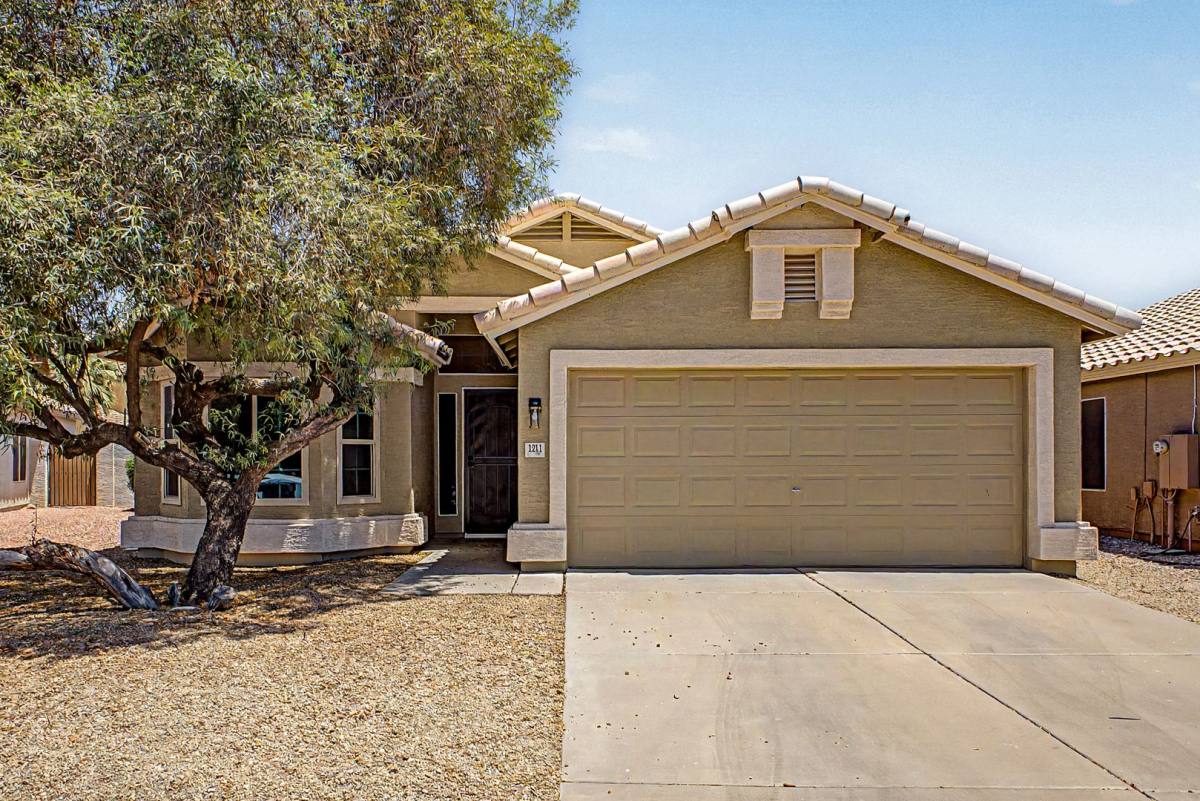 House for rent at 1211 N Jackson St, Chandler, AZ 85225