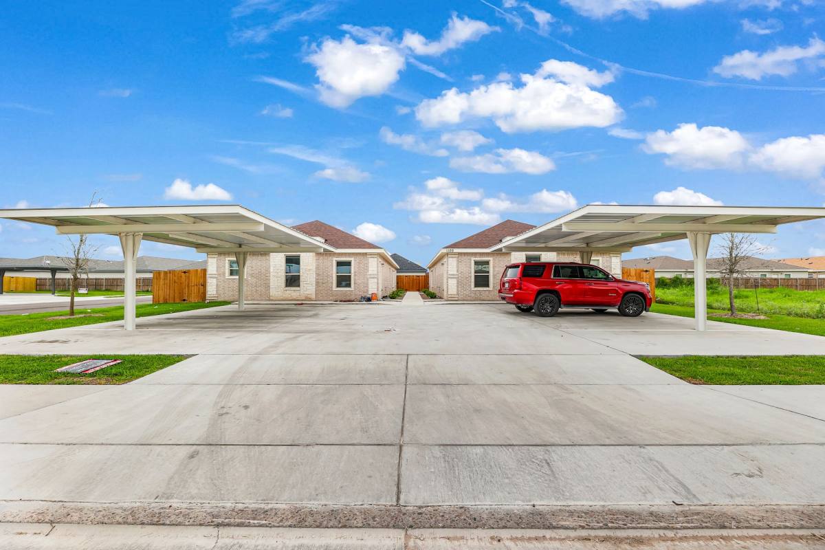 Apartment for rent at 1100 Mahala Ave, Mission, TX 78573