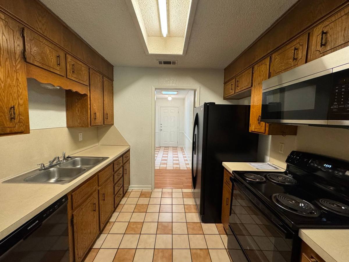 House for rent at 1803 Fairway Dr, Killeen, TX 76549