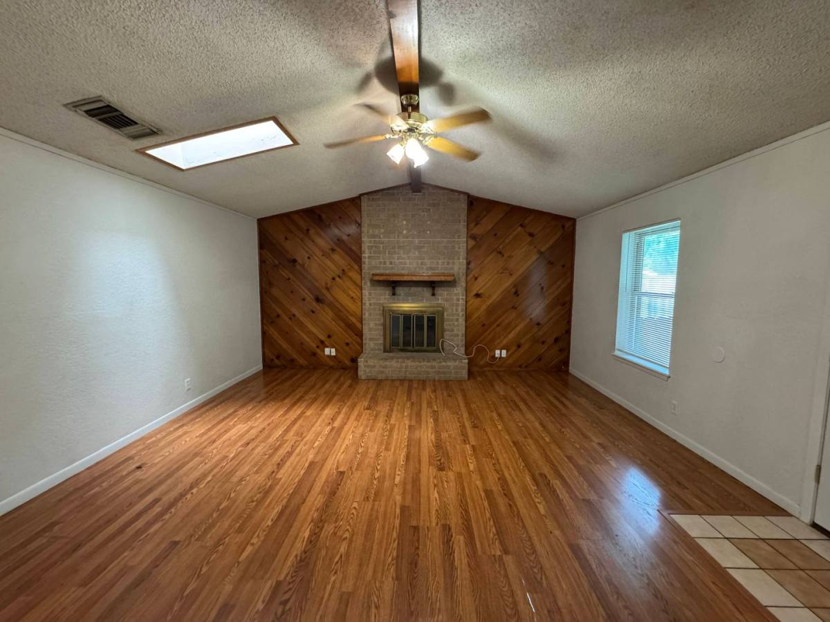 House for rent at 1803 Fairway Dr, Killeen, TX 76549