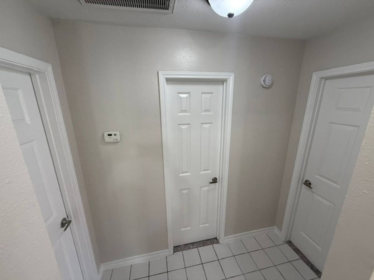 House for rent at 1208 N Oakmont, Laredo, TX 78045