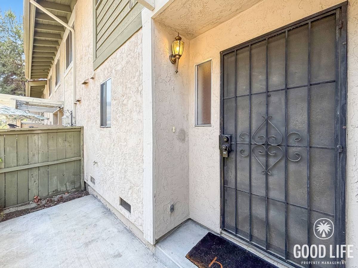 Townhouse for rent at 3972 60th St, San Diego, CA 92115
