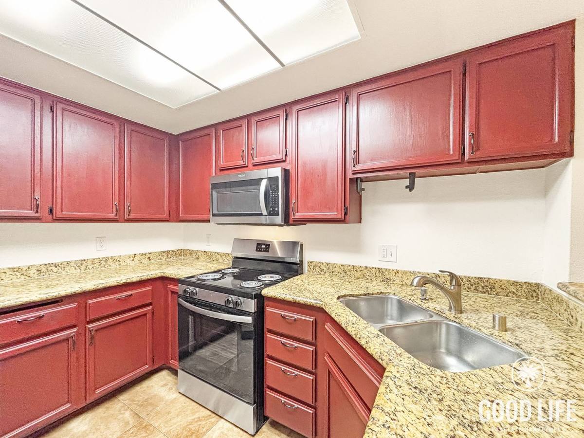 Townhouse for rent at 3972 60th St, San Diego, CA 92115