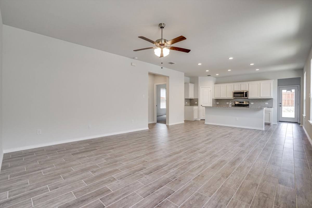 House for rent at 2330 Aspen Hill Dr, Forney, TX 75126