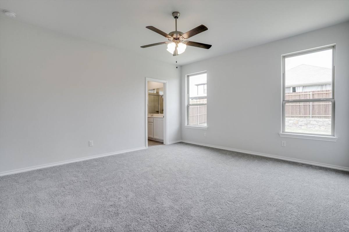 House for rent at 2330 Aspen Hill Dr, Forney, TX 75126