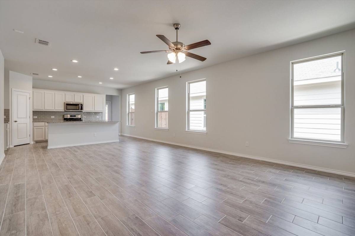 House for rent at 2330 Aspen Hill Dr, Forney, TX 75126