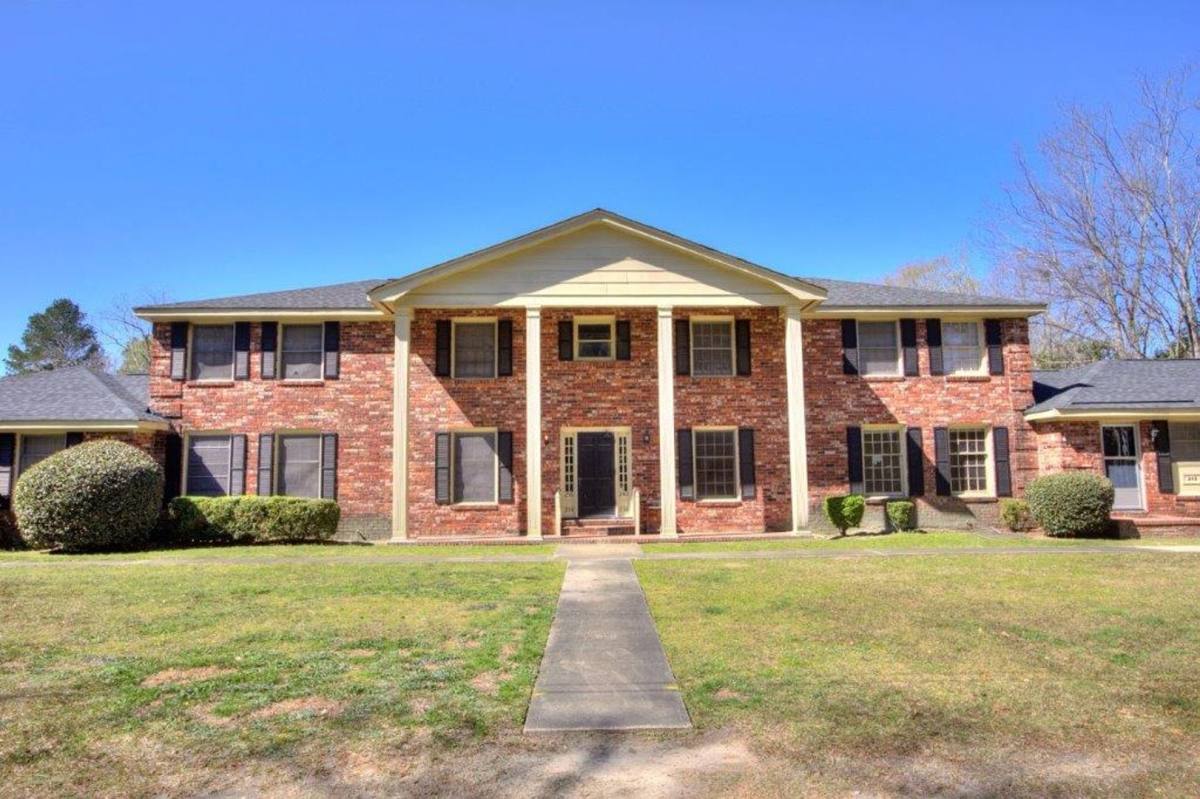 Apartment for rent at 120 Engleside St, Sumter, SC 29150