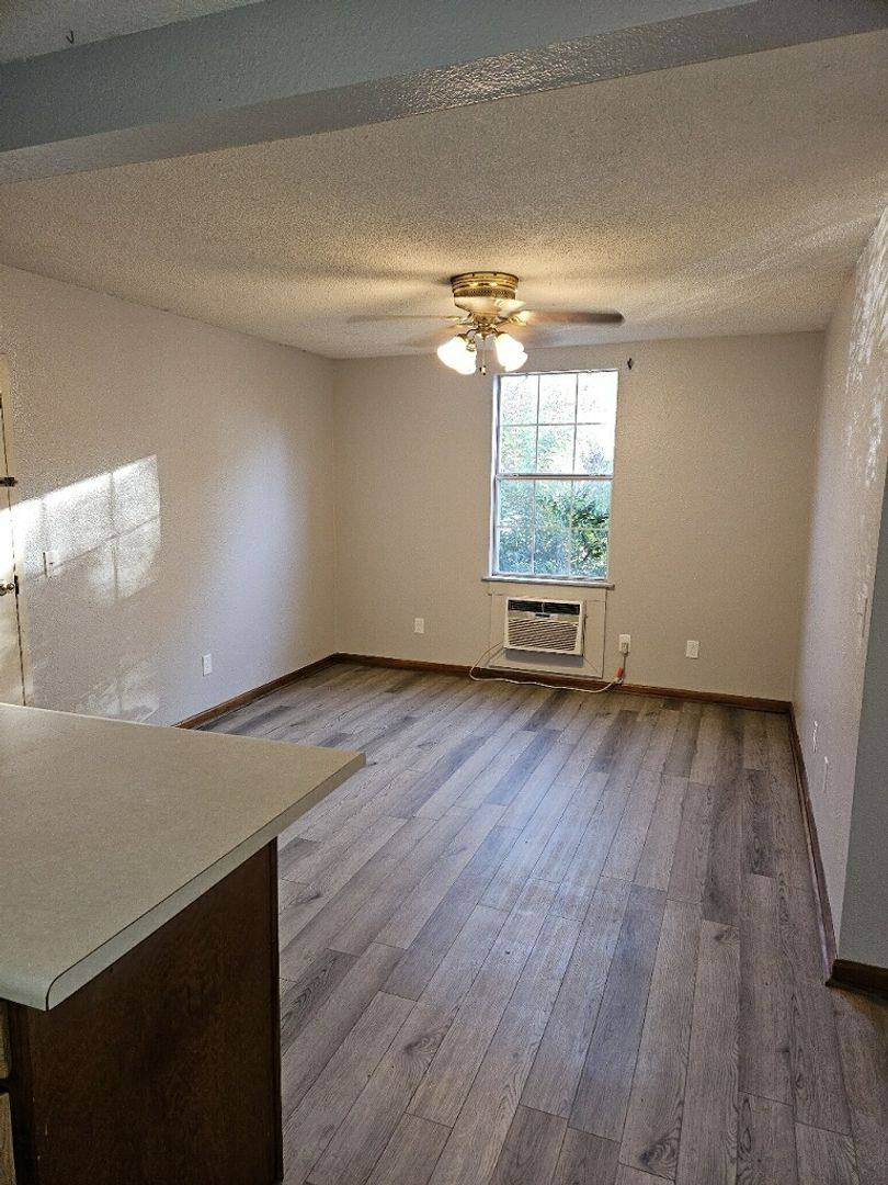 Apartment for rent at 120 Engleside St, Sumter, SC 29150