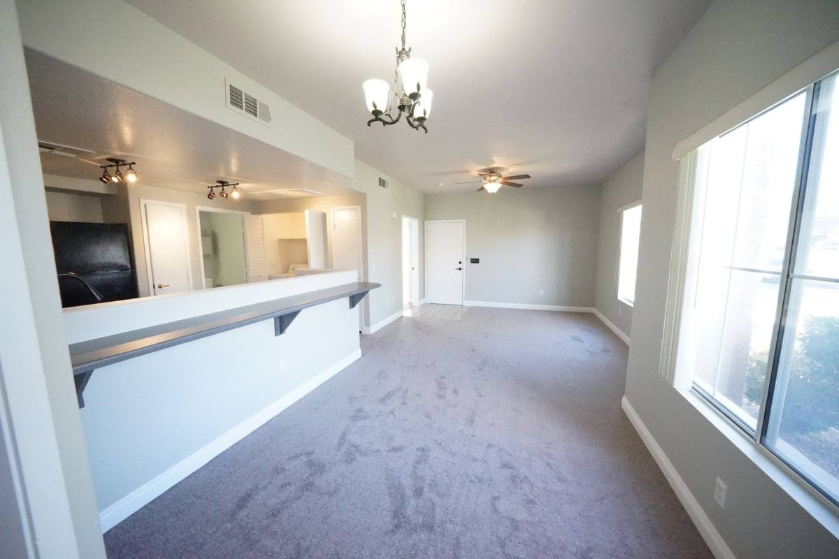 Apartment for rent at 10245 S Maryland Parkway, Las Vegas, NV 89183