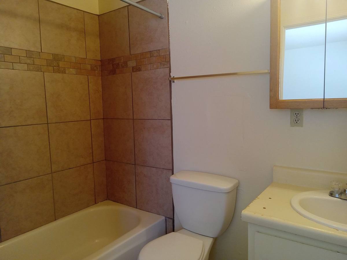 Apartment for rent at 1912 Alvarado Dr NE A-J, Albuquerque, NM 87110