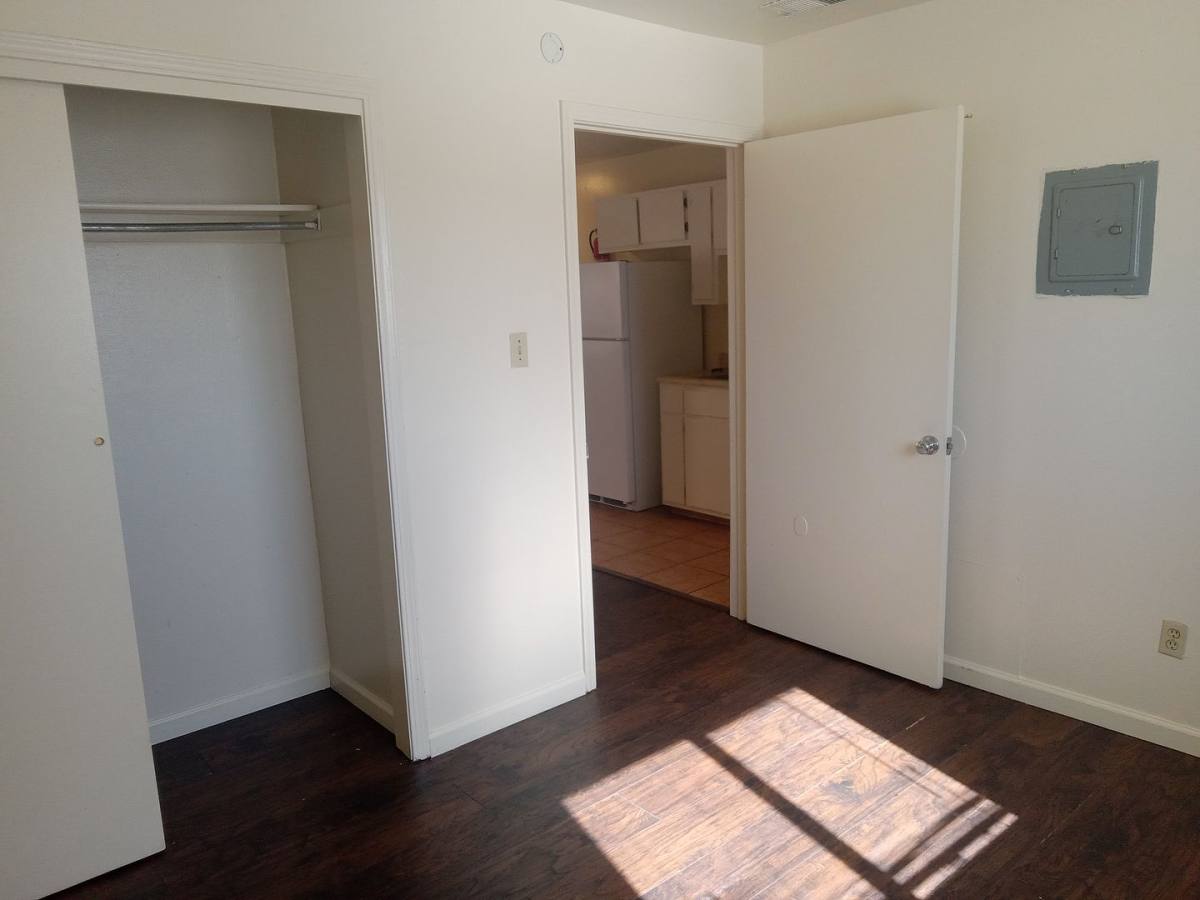 Apartment for rent at 1912 Alvarado Dr NE A-J, Albuquerque, NM 87110