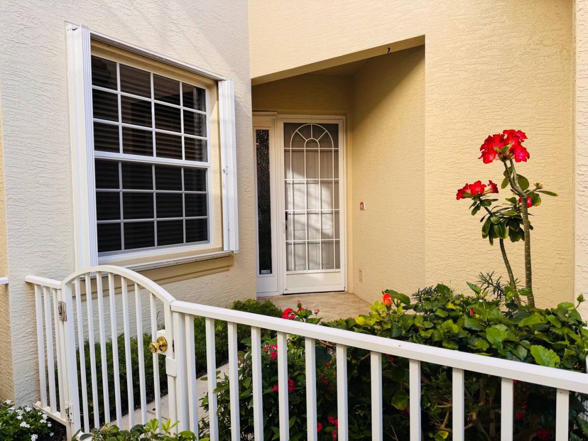 Condo for rent at 5110 W Hyde Park Court, Fort Myers, FL 33912