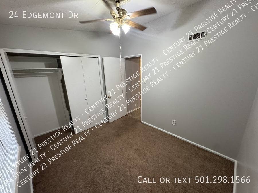House for rent at 24 Edgemont Dr, Little Rock, AR 72209