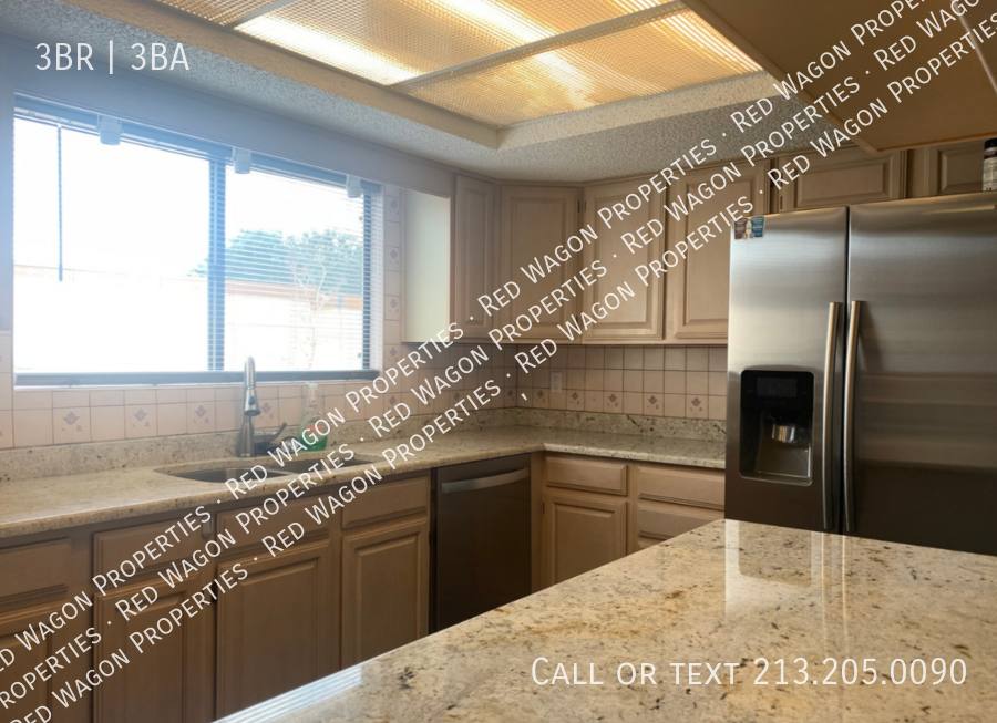 Townhouse for rent at 5838 Royal Bend, San Antonio, TX 78239