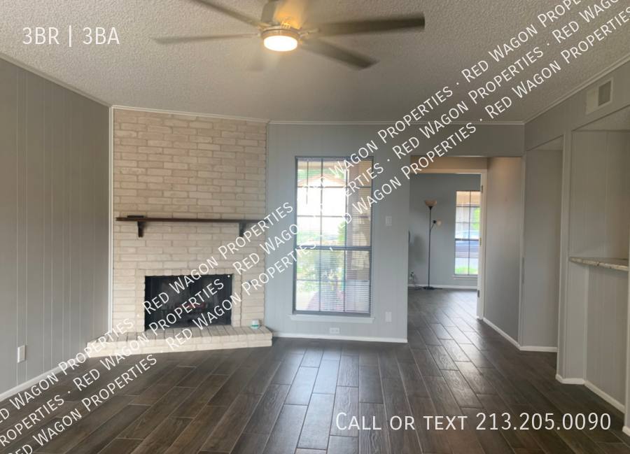 Townhouse for rent at 5838 Royal Bend, San Antonio, TX 78239