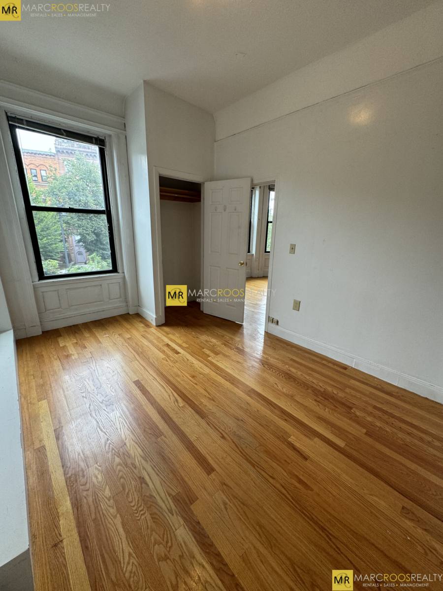 Apartment for rent at 587 Beacon St, Boston, MA 02115