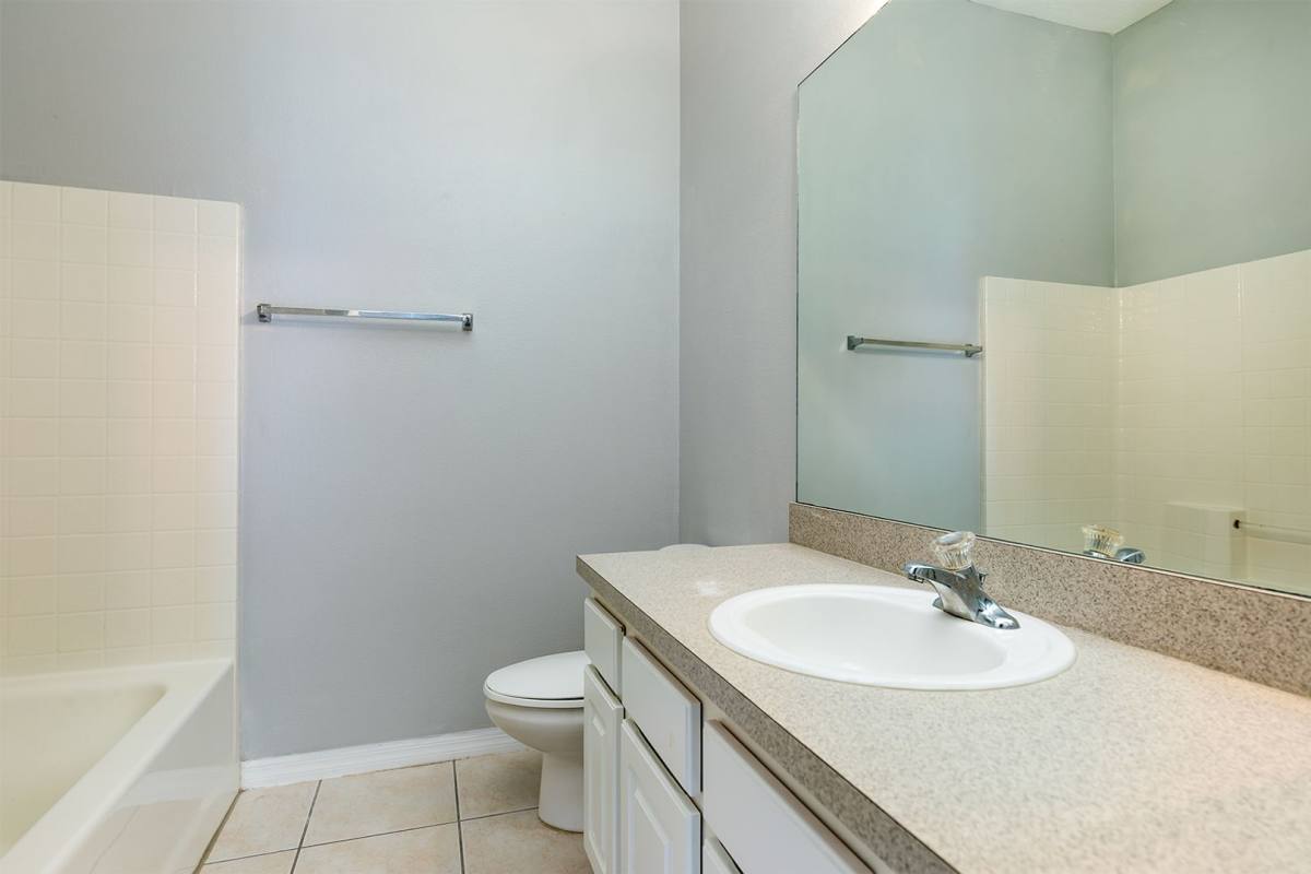 Townhouse for rent at 425 Wilton Circle, Sanford, FL 32773