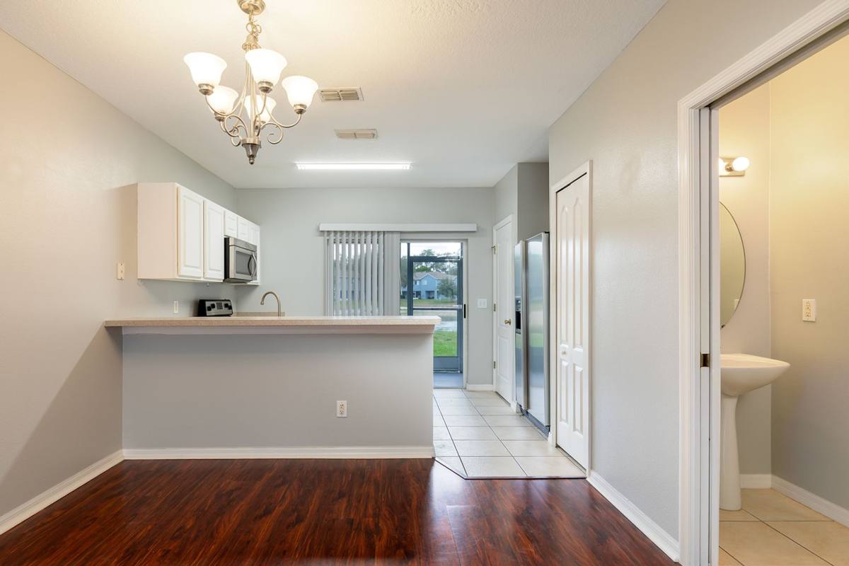 Townhouse for rent at 425 Wilton Circle, Sanford, FL 32773