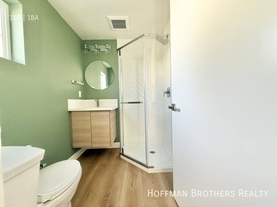 Apartment for rent at 3018 7 8 9th Ave, Los Angeles, CA 90018