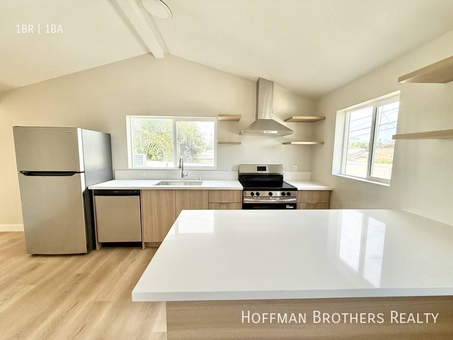 Apartment for rent at 3018 7 8 9th Ave, Los Angeles, CA 90018