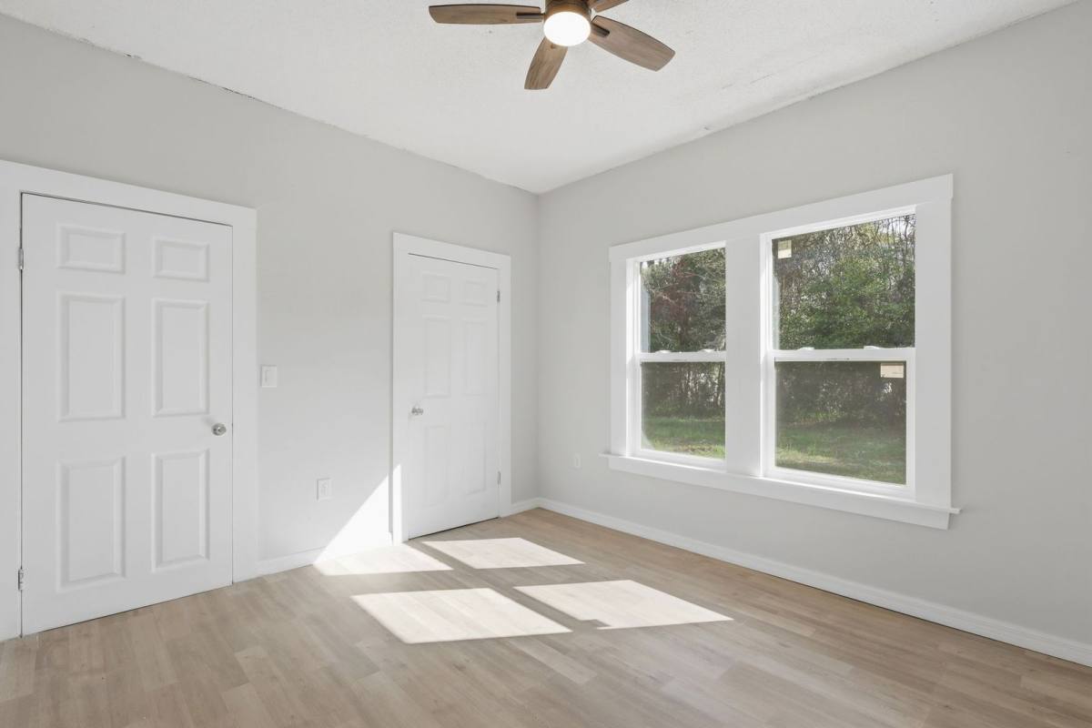 House for rent at 727 Wood St, Deland, FL 32724