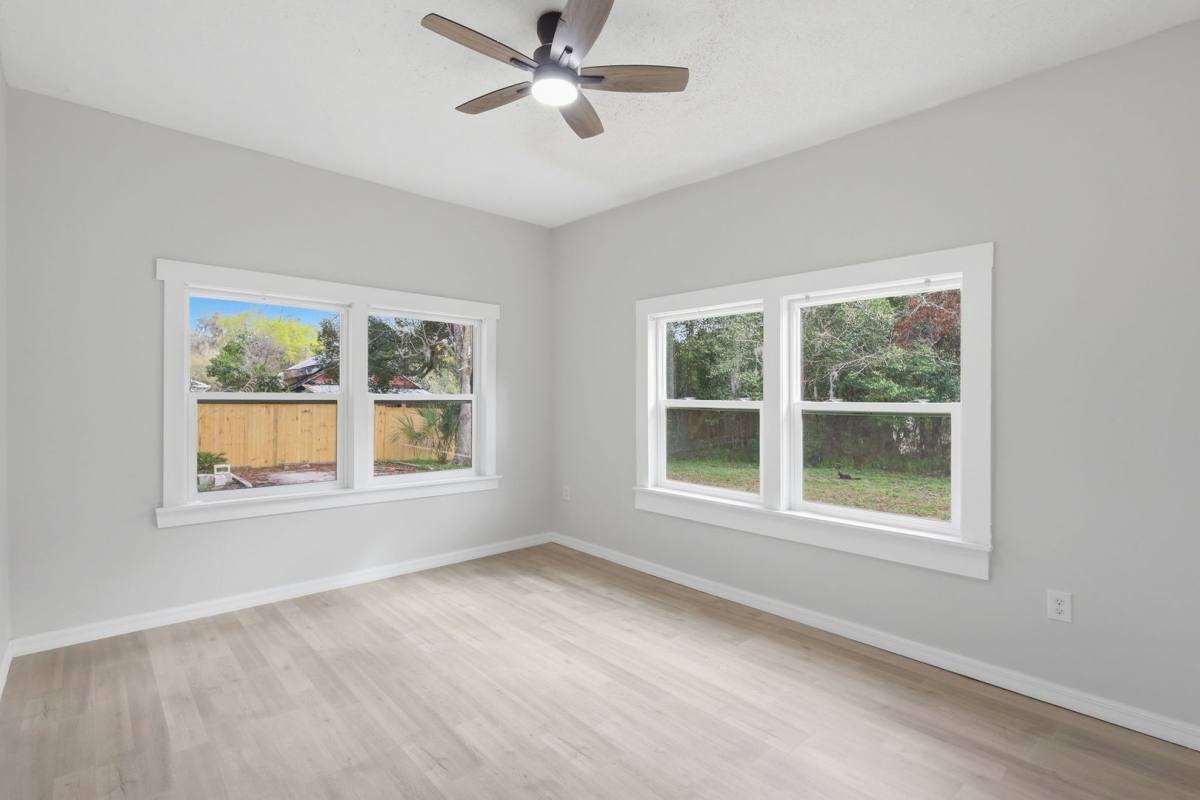 House for rent at 727 Wood St, Deland, FL 32724