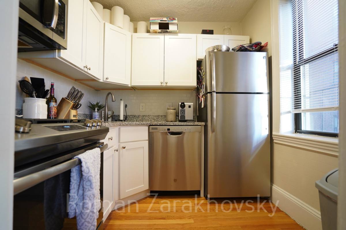 Apartment for rent at 431 Broadway, Somerville, MA 02145