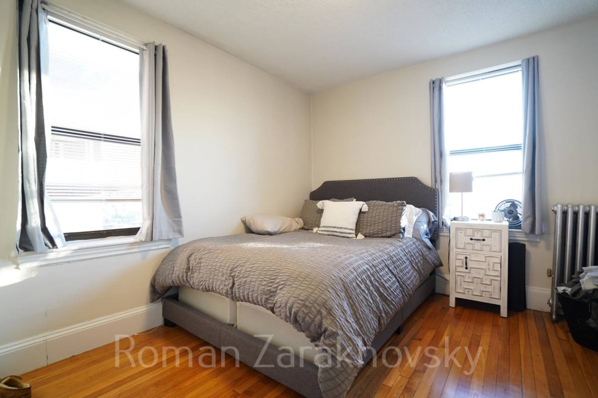Apartment for rent at 431 Broadway, Somerville, MA 02145