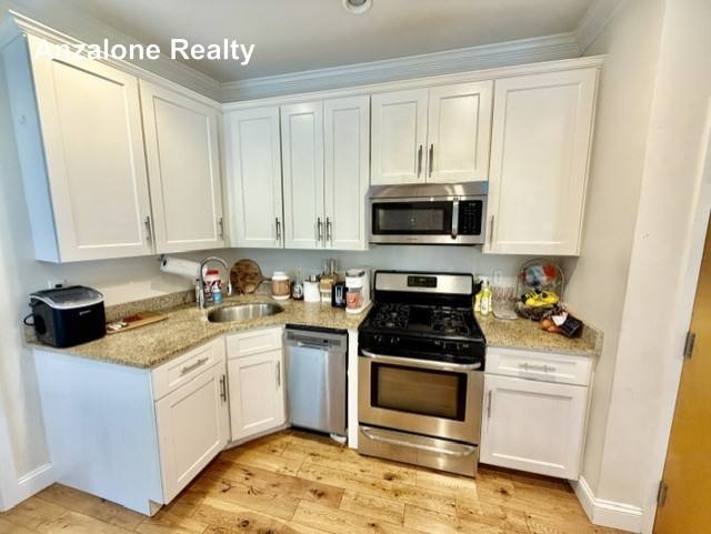 Apartment for rent at 22 Moon St #2, Boston, MA 02113