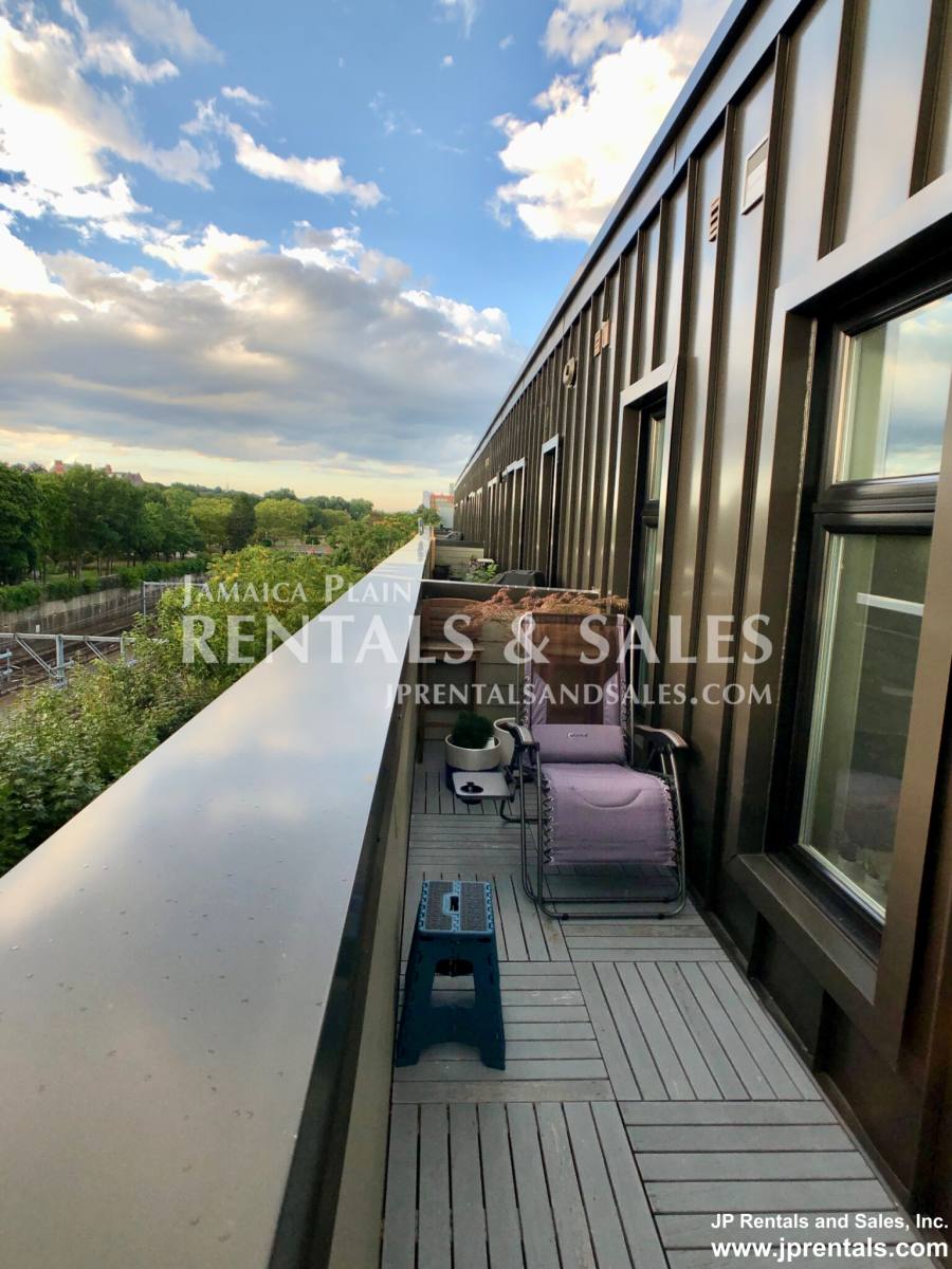 Apartment for rent at 45 Burnett St #404, Jamaica Plain, MA 02130