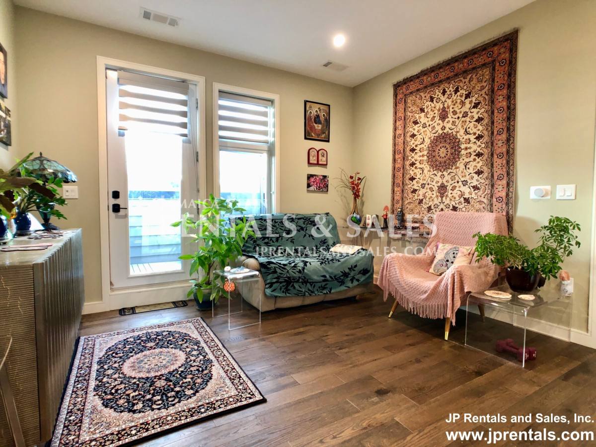 Apartment for rent at 45 Burnett St #404, Jamaica Plain, MA 02130