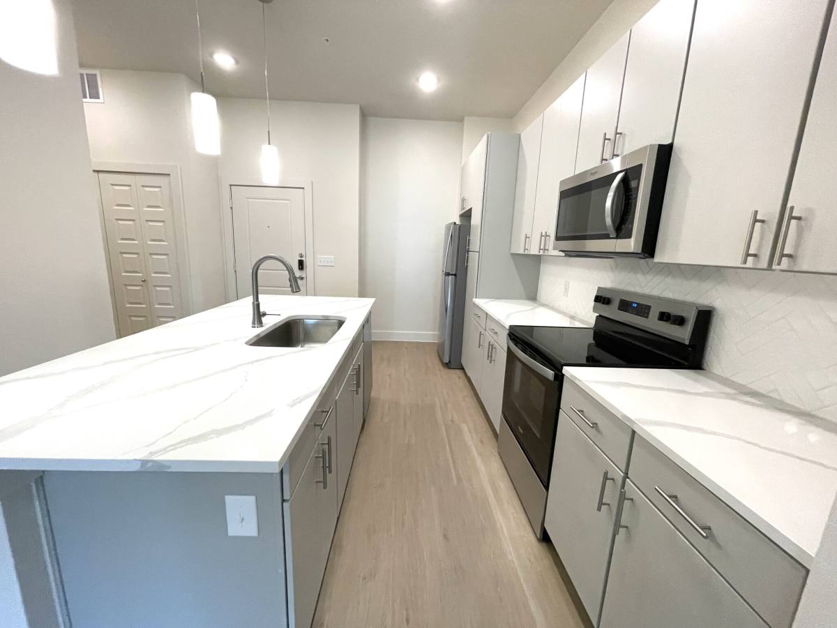 Apartment for rent at 1350 W Taylor St, Sherman, TX 75092
