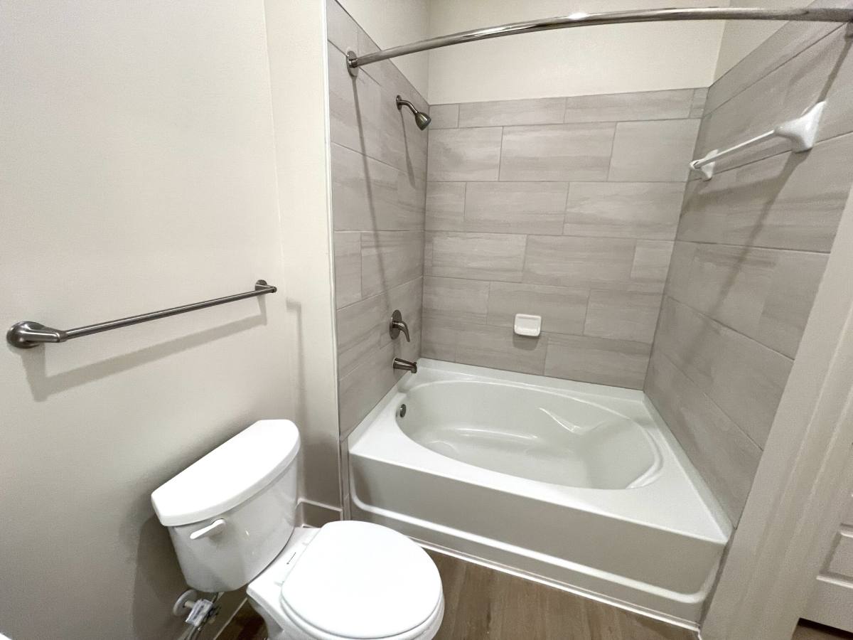 Apartment for rent at 1350 W Taylor St, Sherman, TX 75092