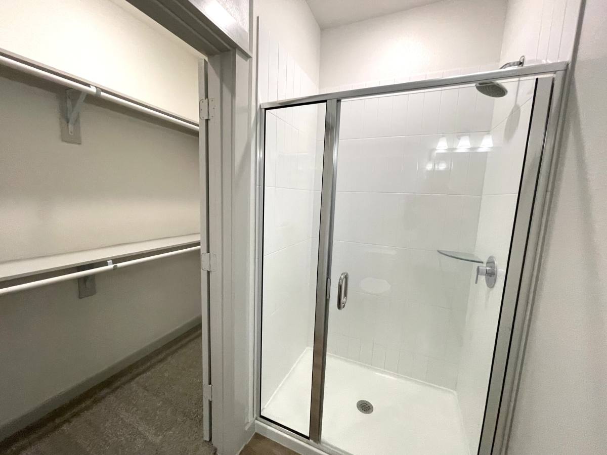 Apartment for rent at 3320 Sam Rayburn Highway, Melissa, TX 75454