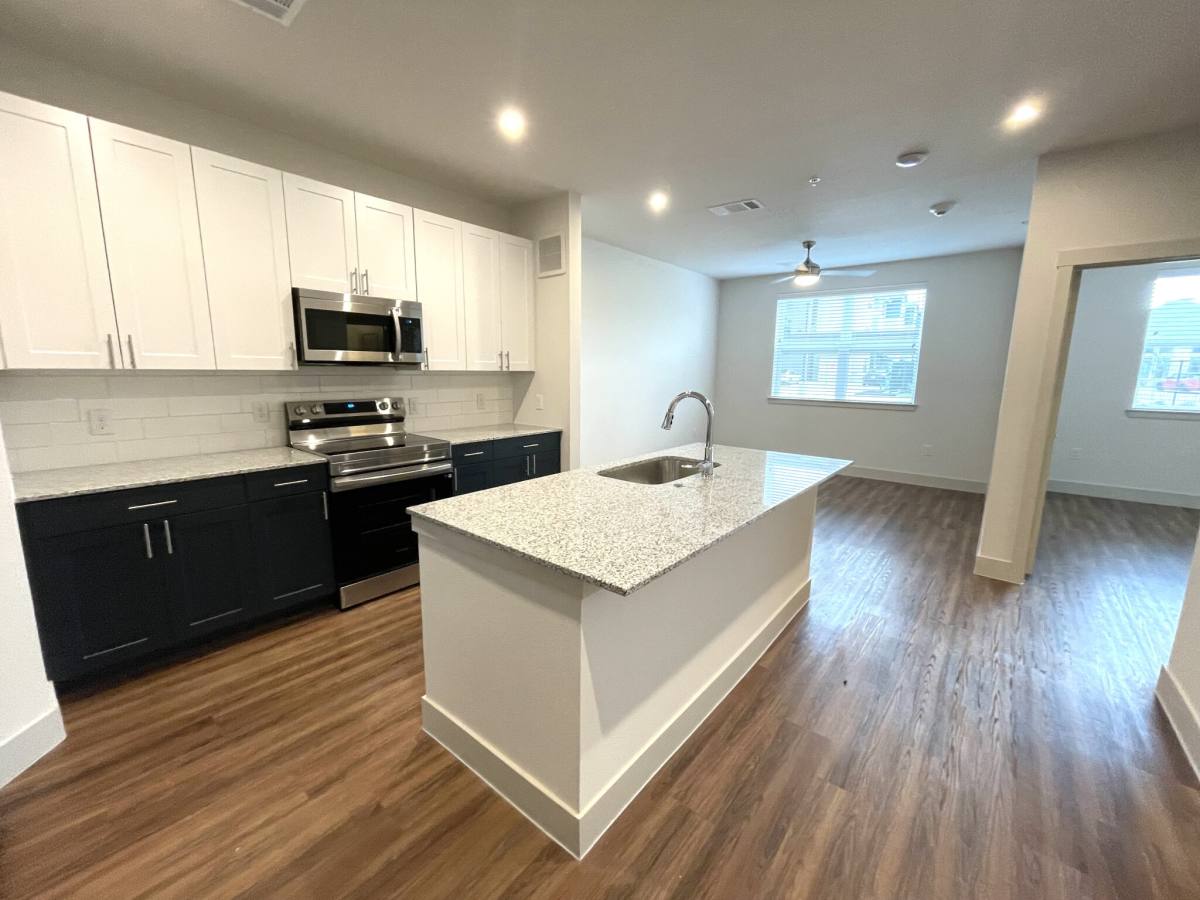 Apartment for rent at 615 E Foster Crossing Rd, Anna, TX 75409