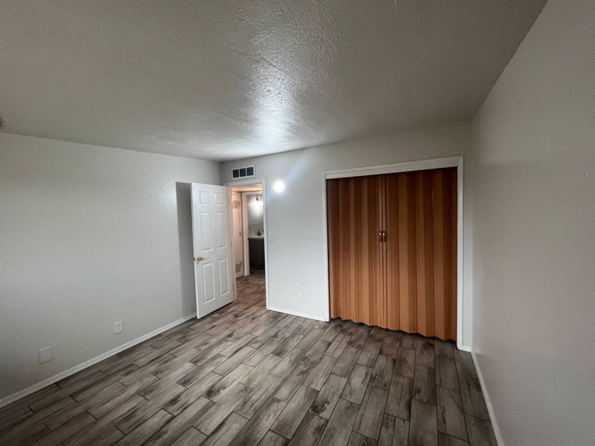 Apartment for rent at 109 E Alturas, Tucson, AZ 85705