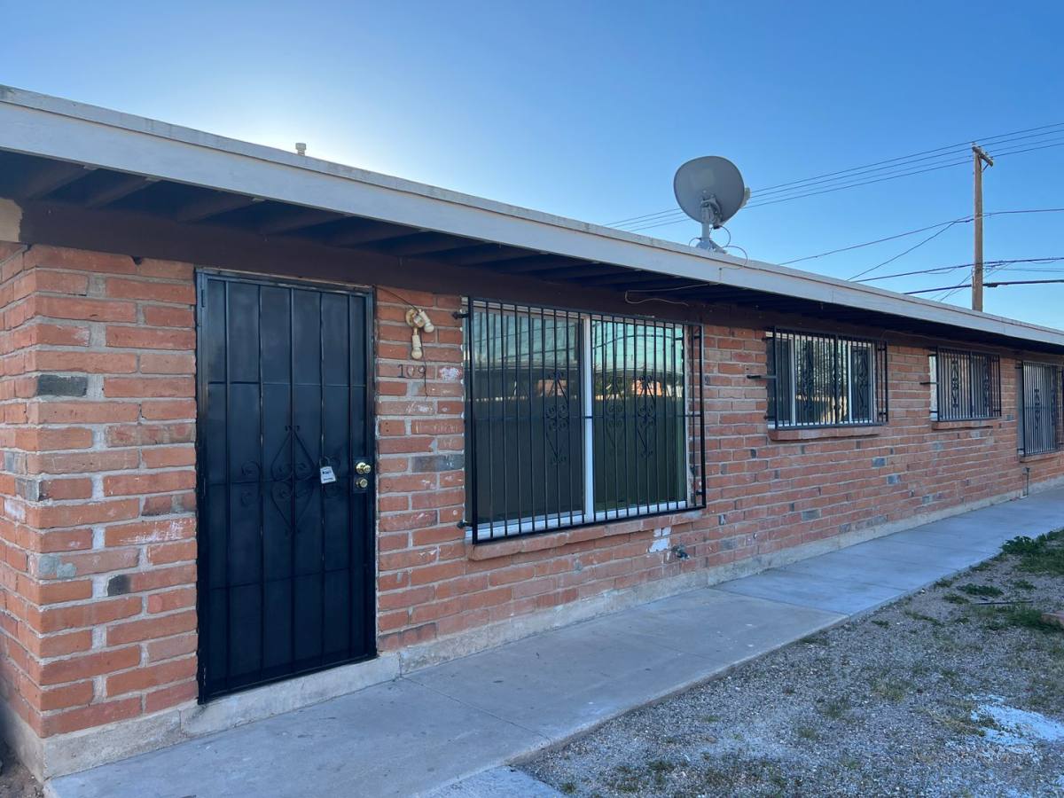 Apartment for rent at 109 E Alturas, Tucson, AZ 85705