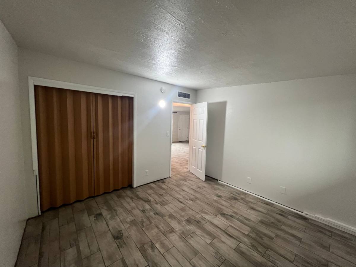 Apartment for rent at 109 E Alturas, Tucson, AZ 85705