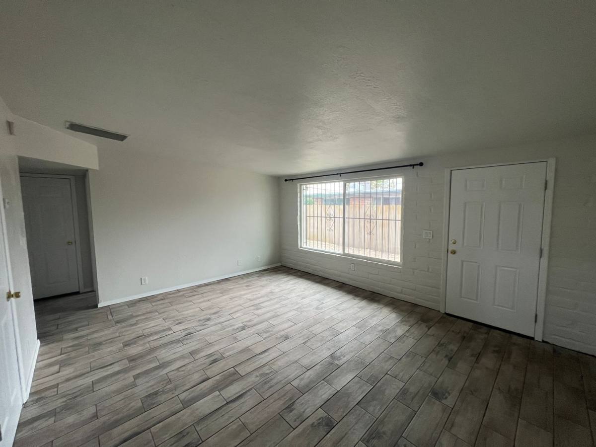 Apartment for rent at 109 E Alturas, Tucson, AZ 85705