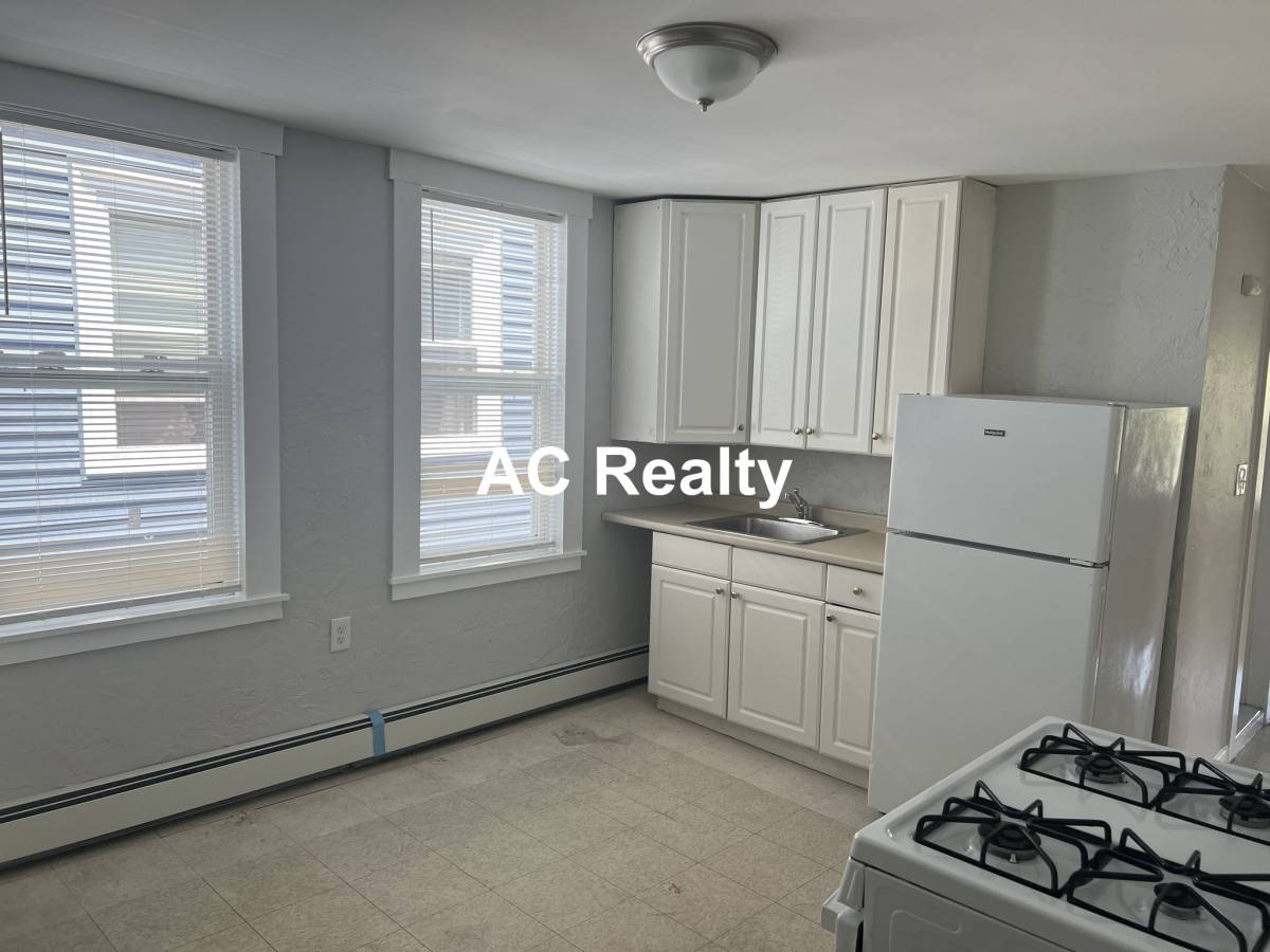 Apartment for rent at 27 Warren Ave #3, Malden, MA 02148