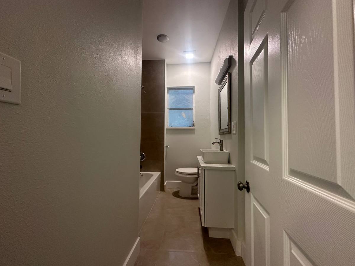 House for rent at 126 E Concord St, Orlando, FL 32801