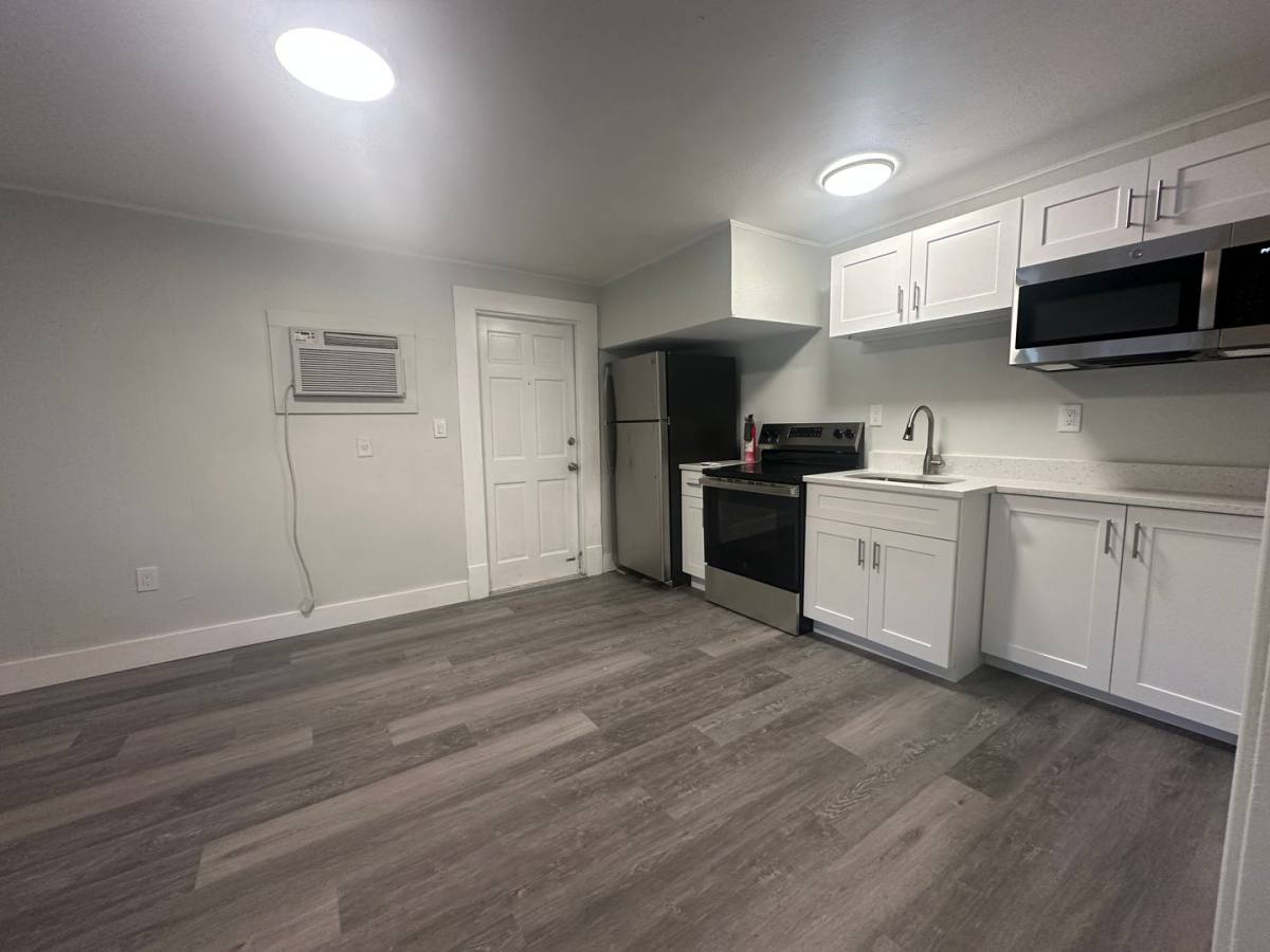 House for rent at 126 E Concord St, Orlando, FL 32801