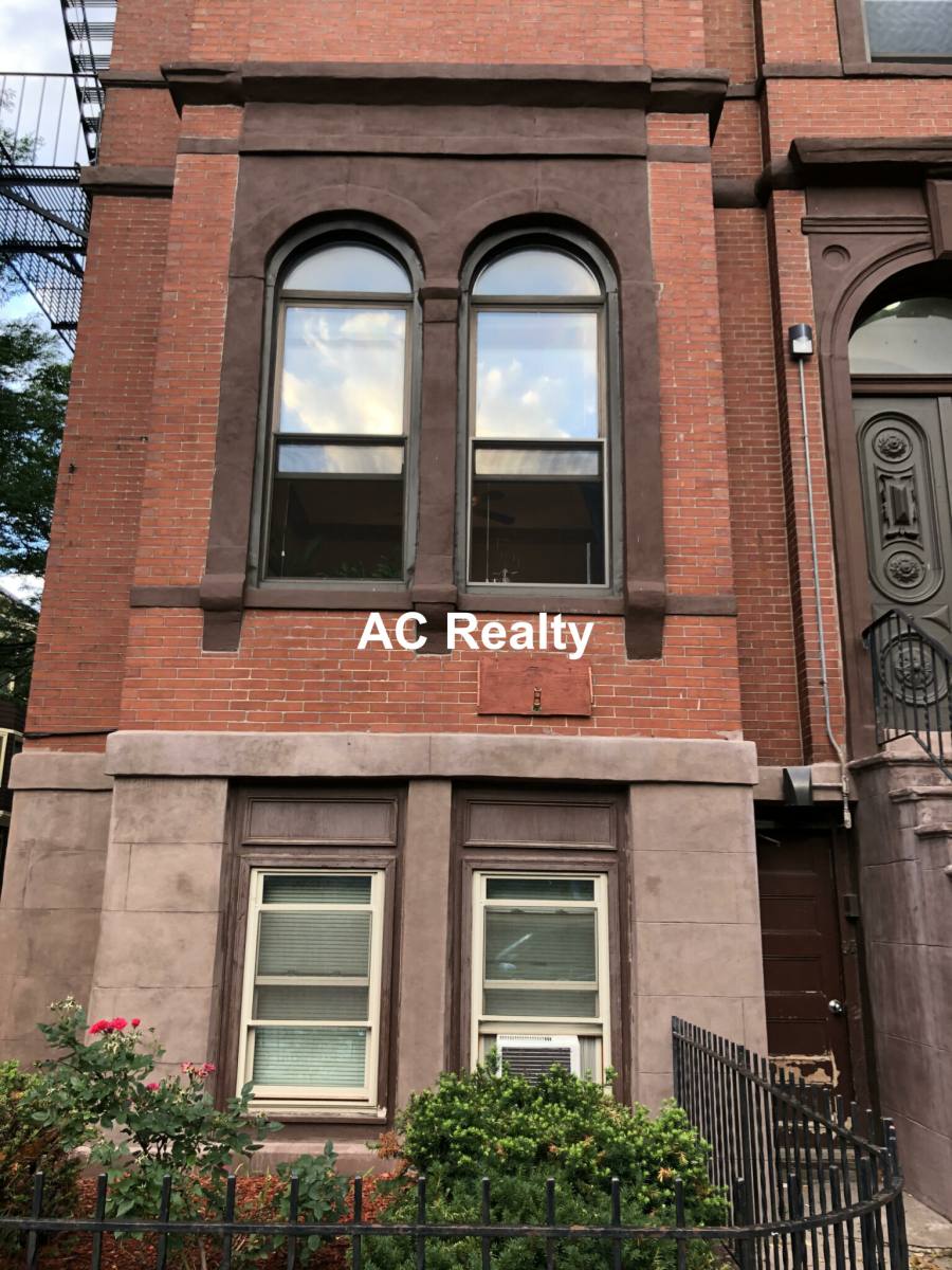 Apartment for rent at 14 Monument Square #1, Charlestown, MA 02129