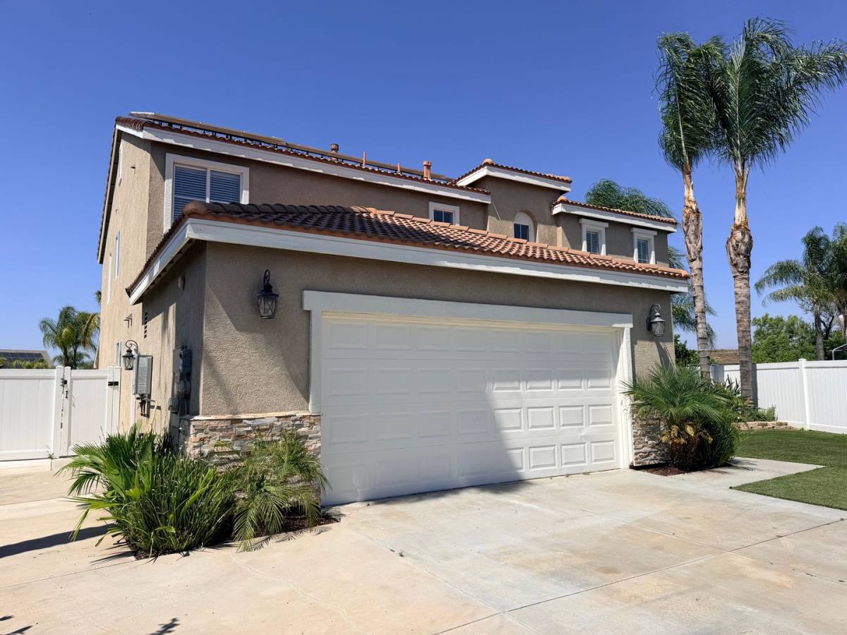 House for rent at 19670 John F Kennedy Dr, Riverside, CA 92508